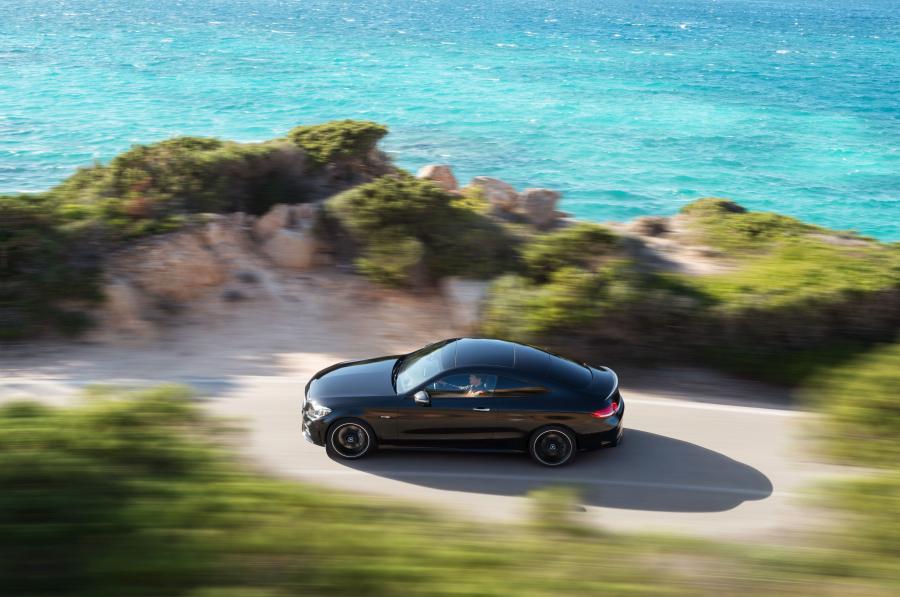 Mercedes-AMG C43 4Matic Coupe (C205) 2018 года  (WW) (фото 11 из 49)